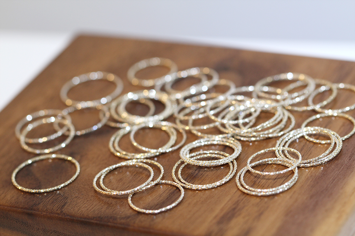 <b><p>daily sver Layed Cutting Thread friendship</p></b><b><p>デイリー シルバー 重ね着 カッティングリング 友情 子供 レア 十本の指 おすすめ</p></b><br /><br /><p align='center'>