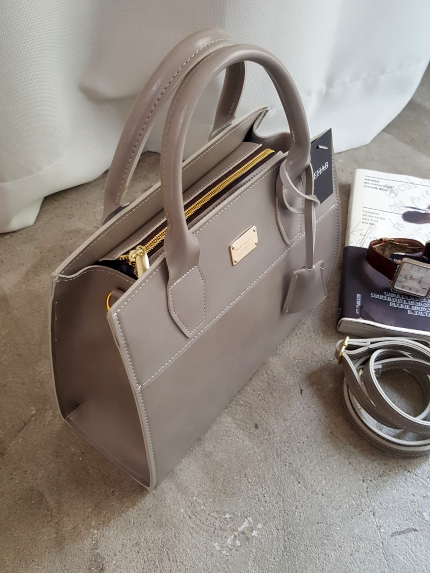 <b><p>Mosquito kelia bag</p></b><b><p>無排カルリアバック</p></b><br /><br /><p align='center'>