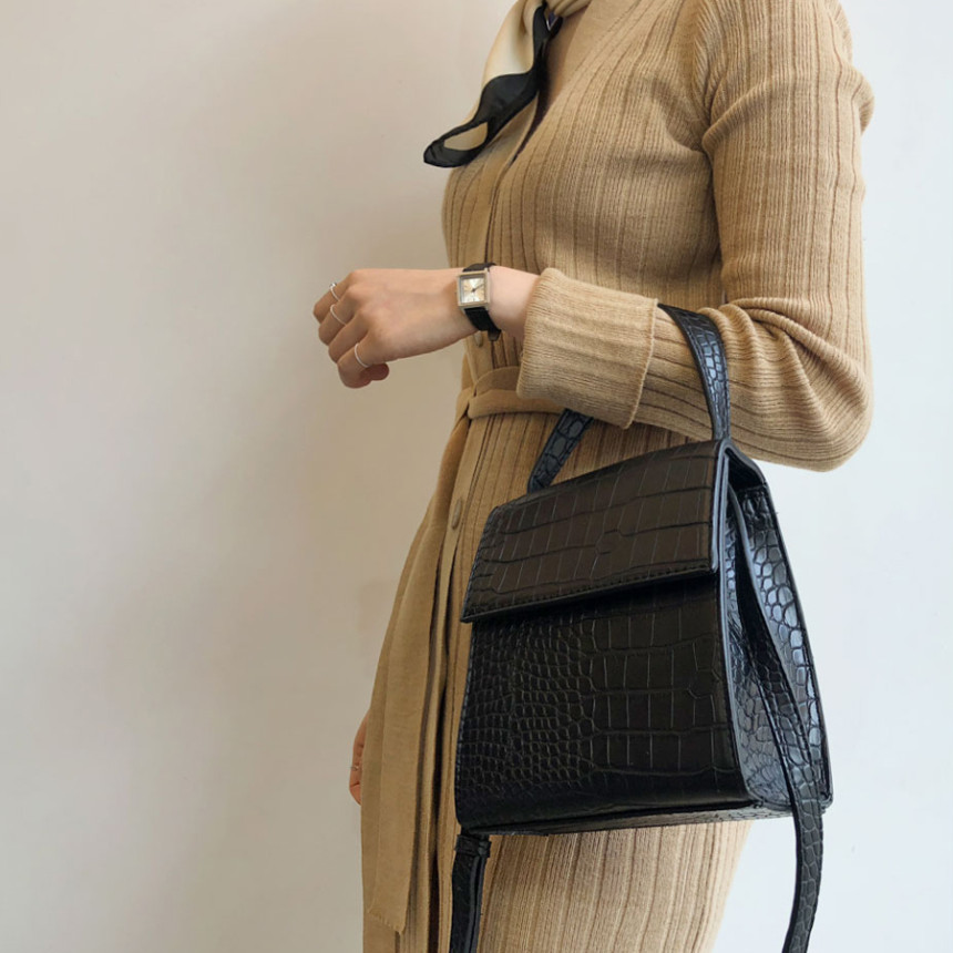 <b><p>square Layering set Modn chic Female coordation</p></b><b><p>スクエア 重ね着リング セット モダンシック 女性コーディネート 素朴なファッション</p></b><br /><br /><p align='center'>