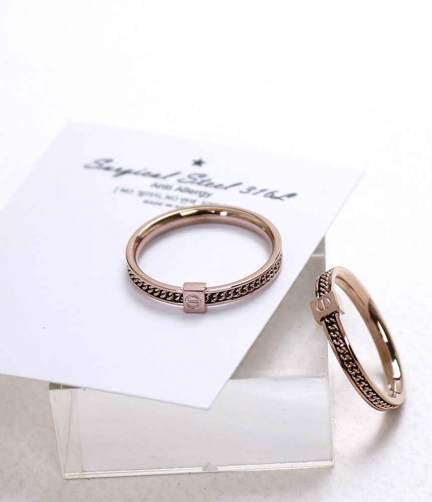 <b><p>It Surge Steel ring titanium couple Fendship</p></b><b><p>イッツ 書かれているカールスチール リング チタン カップル 友情シン モダンな</p></b><br /><br /><p align='center'>