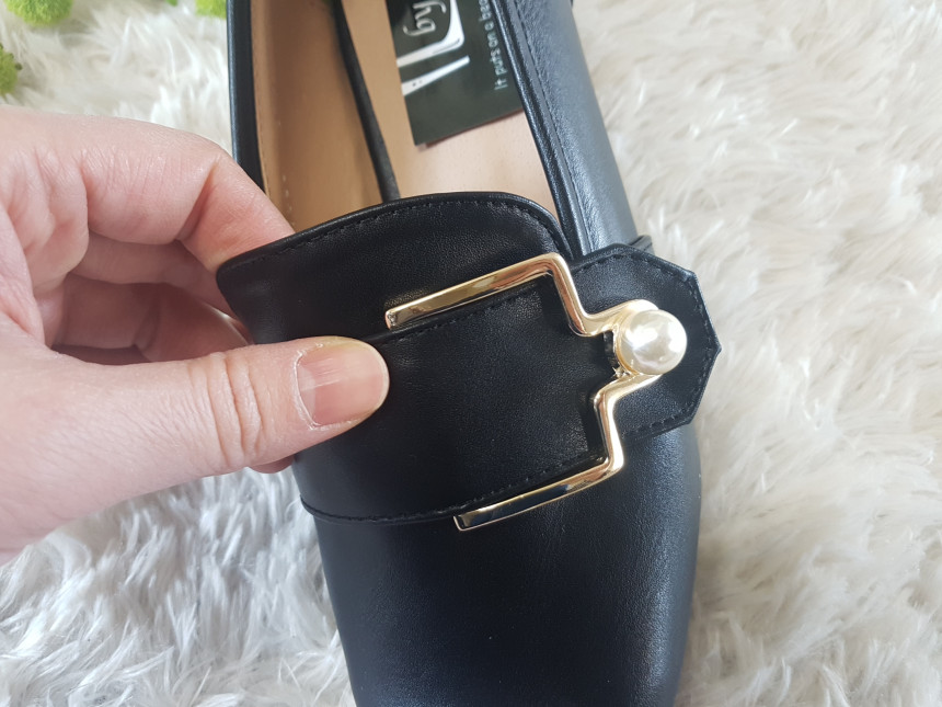 <b><p>Korean Prl gold buckle loafers ma Shoes Midd</p></b><b><p>韓国語 真珠 ゴールド バックル ローファー 女性 靴 ミドルヒ モダン 装飾</p></b><br /><br /><p align='center'>