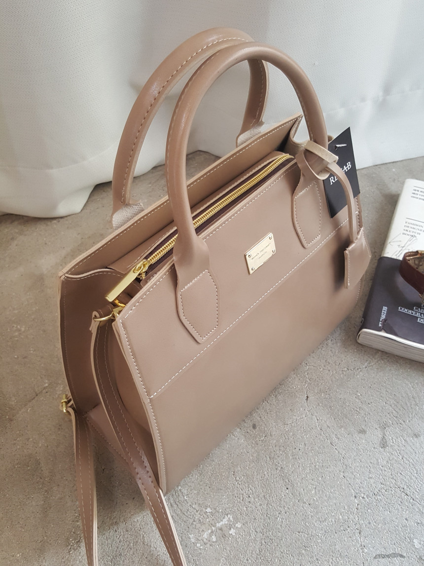 <b><p>Mosquito kelia bag</p></b><b><p>無排カルリアバック</p></b><br /><br /><p align='center'>