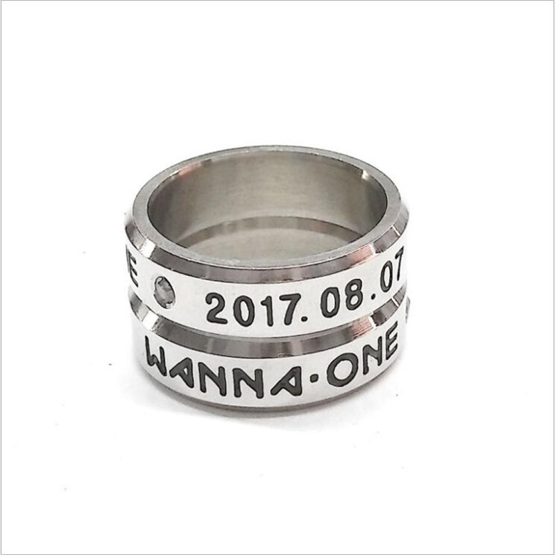 <b><p>Warner Goodies initial Surge ste</p></b><b><p>ワーナーウォン グッズ イニシャル 書かれているカール スチ リング</p></b><br /><br /><p align='center'>