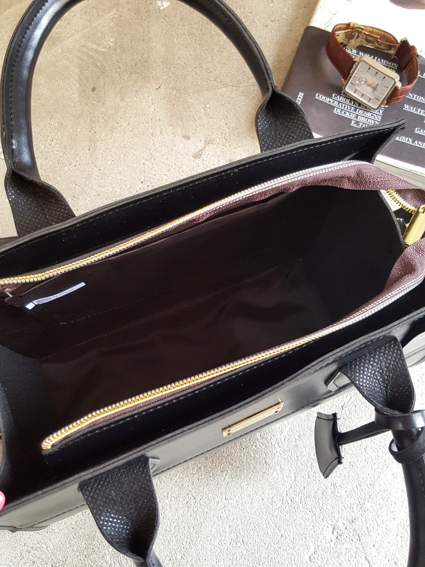 <b><p>Mosquito kelia bag</p></b><b><p>無排カルリアバック</p></b><br /><br /><p align='center'>