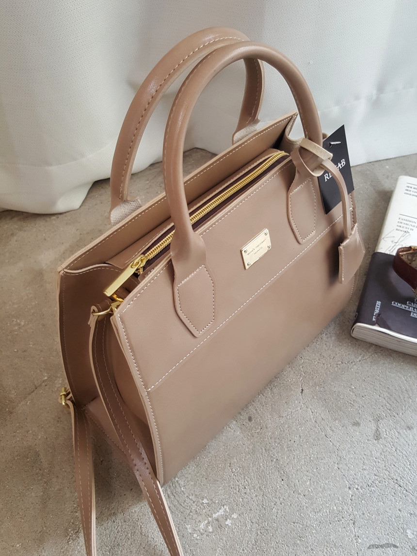 <b><p>Mosquito kelia bag</p></b><b><p>無排カルリアバック</p></b><br /><br /><p align='center'>