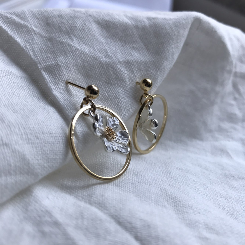 <b><p>REMONY flower Drop Earrings Lovely item Refrh</p></b><b><p>レモニー フラワー ドロップイヤリング ラブリーアイテム さわやかなコーディネート</p></b><br /><br /><p align='center'>