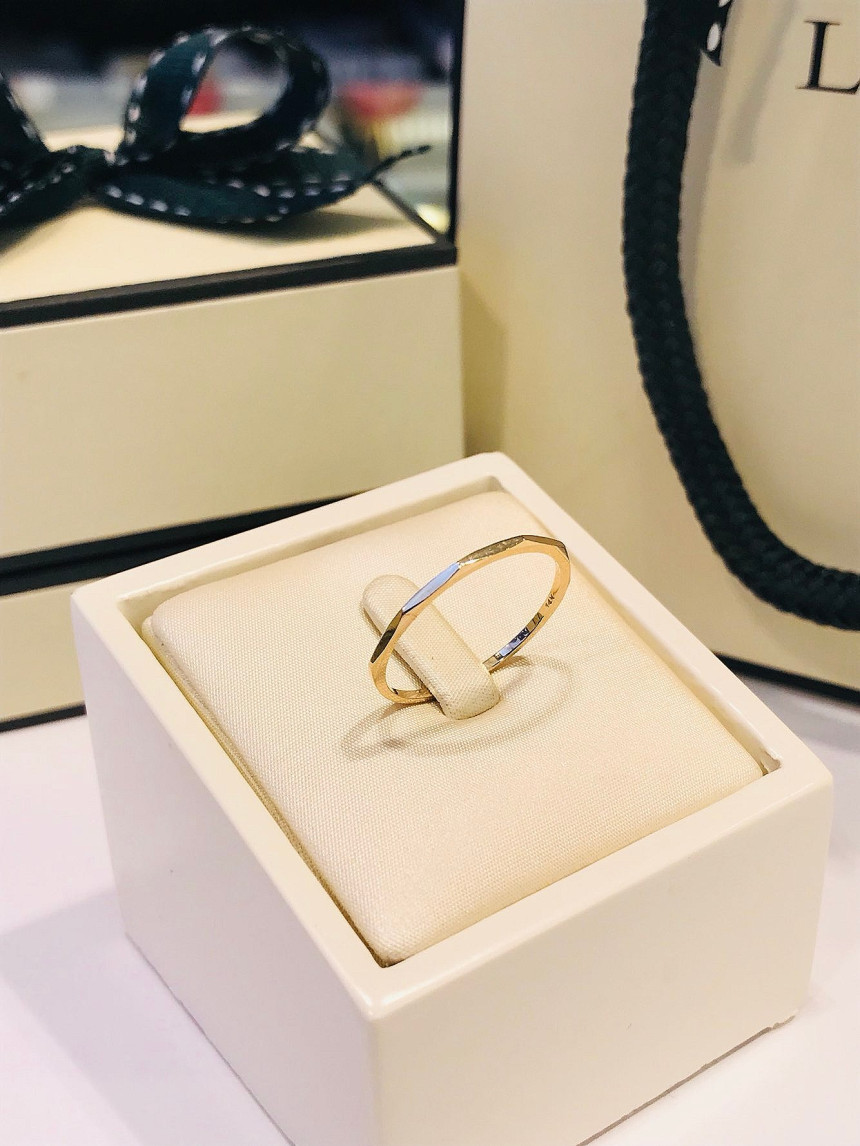 <b><p>Lloyd cutting Thread LRS15205G Women their</p></b><b><p>ロイド カッティング 糸リ LRS15205G 40代の女性 記念日 ガールフレンド</p></b><br /><br /><p align='center'>