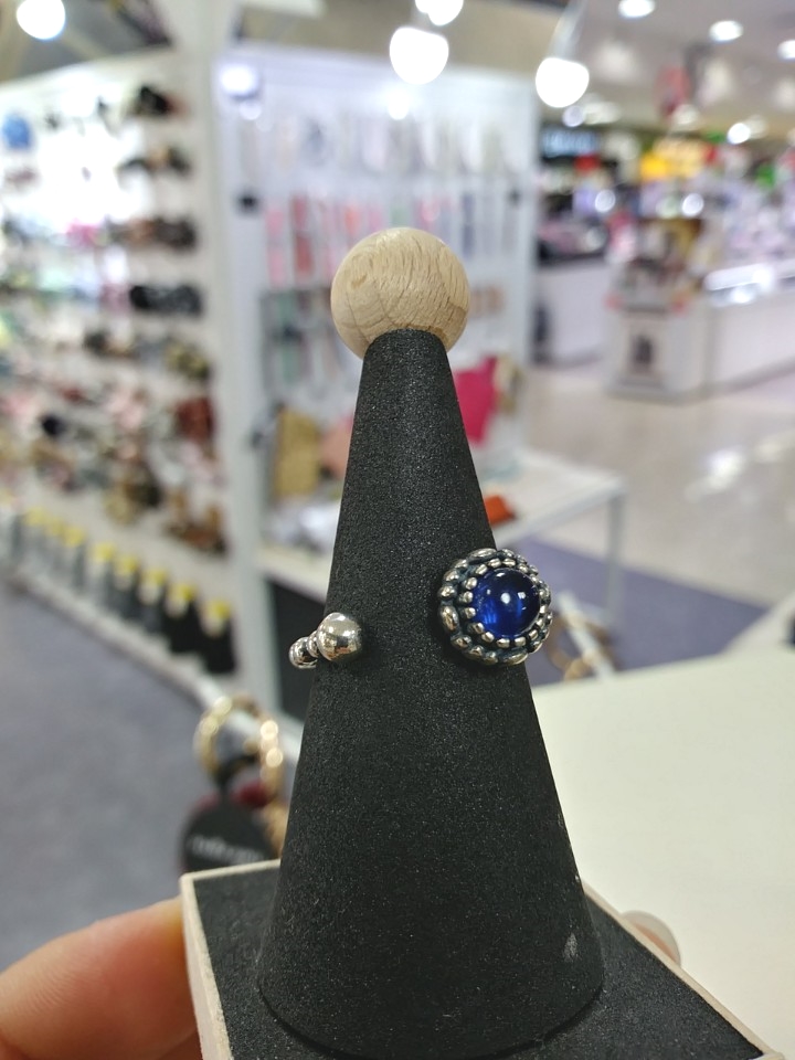 <b><p>Harajuku Januy to December Birthsne Silv</p></b><b><p>原宿 1〜12月の 誕生石 銀の指輪 シルバー リング HJ6RISV</p></b><br /><br /><p align='center'>