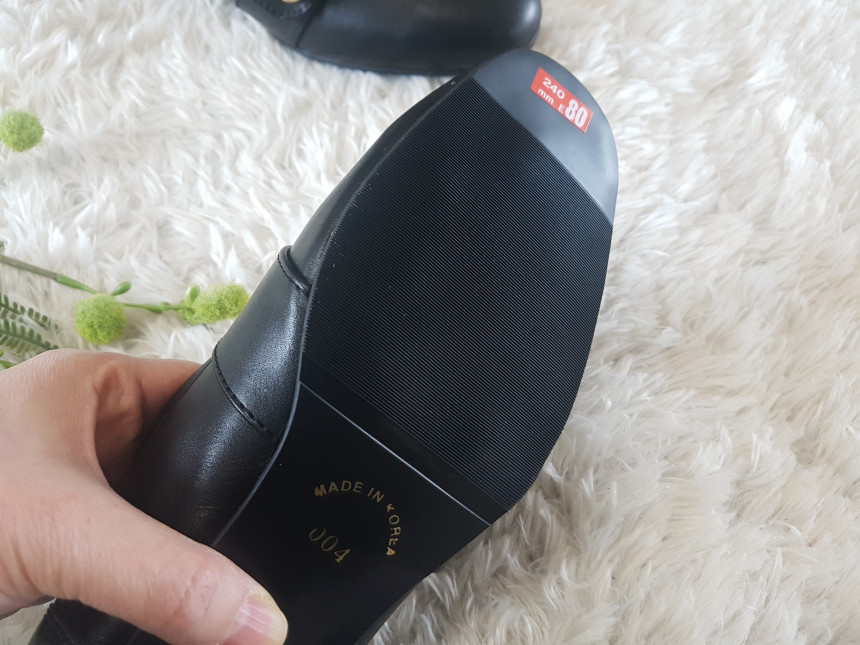 <b><p>Korean Prl gold buckle loafers ma Shoes Midd</p></b><b><p>韓国語 真珠 ゴールド バックル ローファー 女性 靴 ミドルヒ モダン 装飾</p></b><br /><br /><p align='center'>