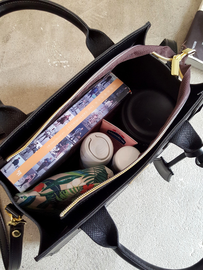 <b><p>Mosquito kelia bag</p></b><b><p>無排カルリアバック</p></b><br /><br /><p align='center'>