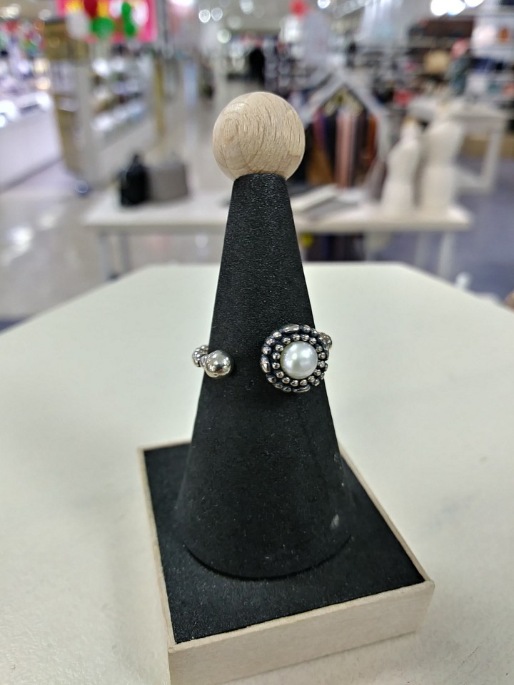 <b><p>Harajuku Januy to December Birthsne Silv</p></b><b><p>原宿 1〜12月の 誕生石 銀の指輪 シルバー リング HJ6RISV</p></b><br /><br /><p align='center'>