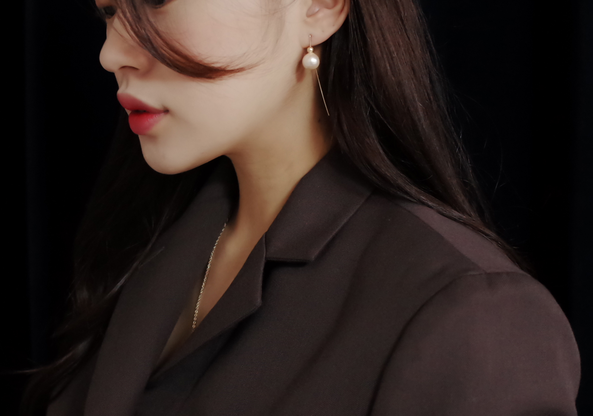 <b><p>Wire curve Hanging the Pearl simple rs Stylish</p></b><b><p>ワイヤカーブ リング歩い 真珠シンプルピアス スタイリッシュな ユニークなデザイン</p></b><br /><br /><p align='center'>