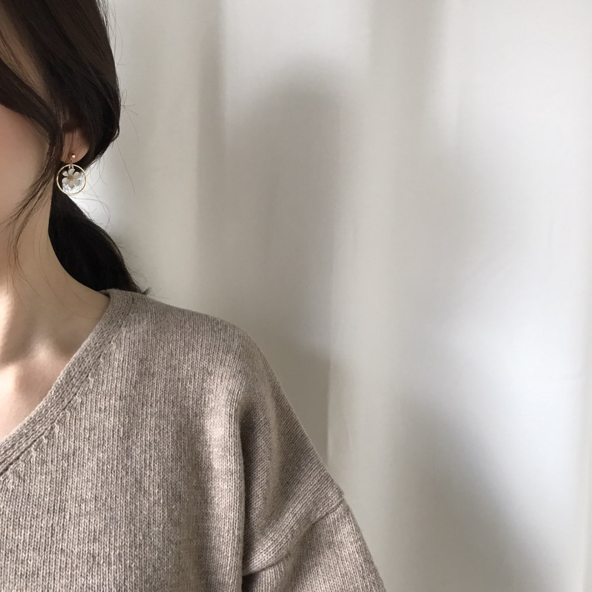 <b><p>REMONY flower Drop Earrings Lovely item Refrh</p></b><b><p>レモニー フラワー ドロップイヤリング ラブリーアイテム さわやかなコーディネート</p></b><br /><br /><p align='center'>