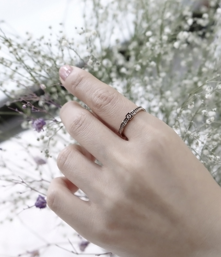 <b><p>It Surge Steel ring titanium couple Fendship</p></b><b><p>イッツ 書かれているカールスチール リング チタン カップル 友情シン モダンな</p></b><br /><br /><p align='center'>