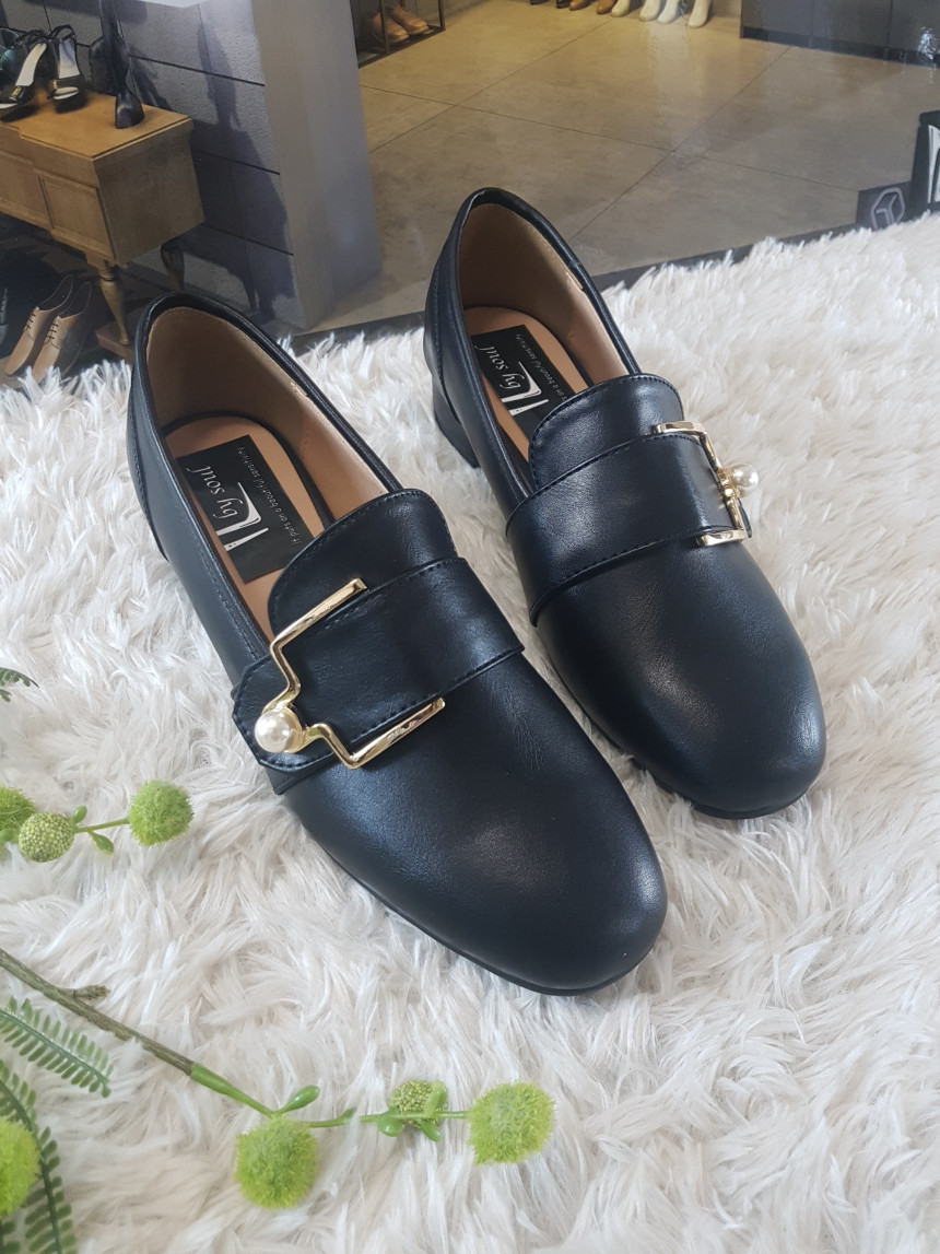 <b><p>Korean Prl gold buckle loafers ma Shoes Midd</p></b><b><p>韓国語 真珠 ゴールド バックル ローファー 女性 靴 ミドルヒ モダン 装飾</p></b><br /><br /><p align='center'>
