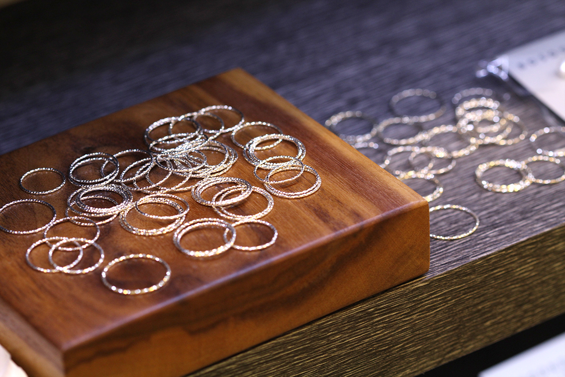 <b><p>daily sver Layed Cutting Thread friendship</p></b><b><p>デイリー シルバー 重ね着 カッティングリング 友情 子供 レア 十本の指 おすすめ</p></b><br /><br /><p align='center'>