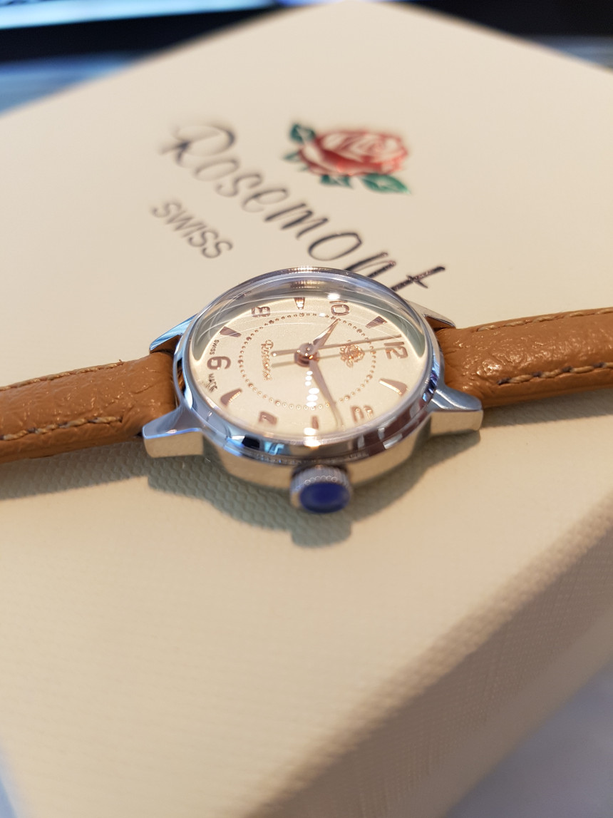 <b><p>Gallery Auck Rose Mong Women's Leath Wch</p></b><b><p>ギャラリーオクロック ローズモン女性レザー腕時計 RS＃1-06 スタイリッシュル</p></b><br /><br /><p align='center'>