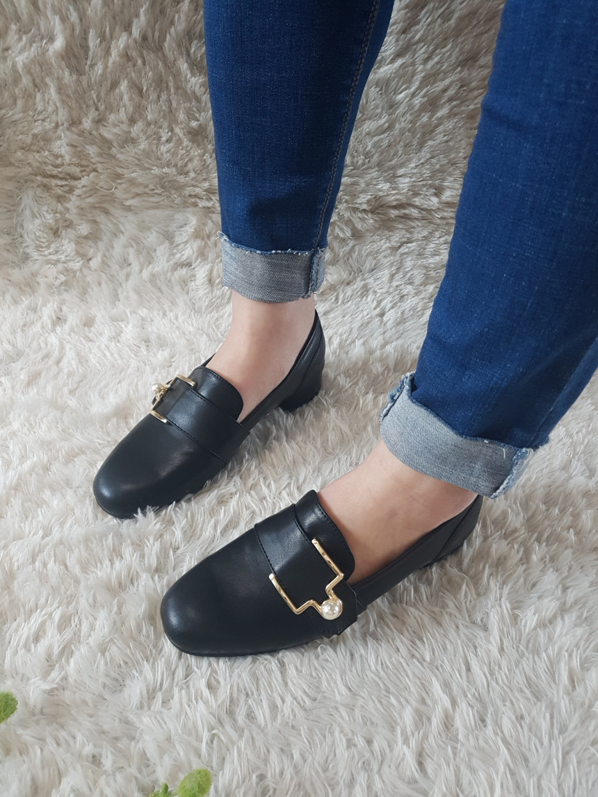 <b><p>Korean Prl gold buckle loafers ma Shoes Midd</p></b><b><p>韓国語 真珠 ゴールド バックル ローファー 女性 靴 ミドルヒ モダン 装飾</p></b><br /><br /><p align='center'>