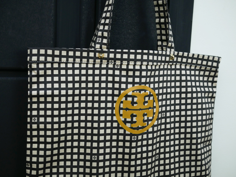 <b><p>Tory Burch Eco Bag</p></b><b><p>トリーバーチエコバック</p></b><br /><br /><p align='center'>