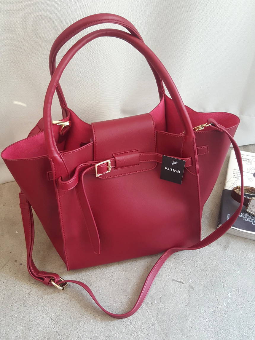 <b><p>Clooney twenties female younger Missy Lk</p></b><b><p>無排クルーニー20代の女性若いズームマミクロルックビッグバッグバケットバッグ外出ルックコーディネート</p></b><br /><br /><p align='center'>