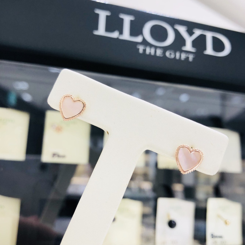 <b><p>Lloyd heart Motr-Daughter ring Twenties wom</p></b><b><p>ロイド ハート 螺鈿 イヤリング 20代の女性 ラブリーな 10k オミョハム 虹色</p></b><br /><br /><p align='center'>