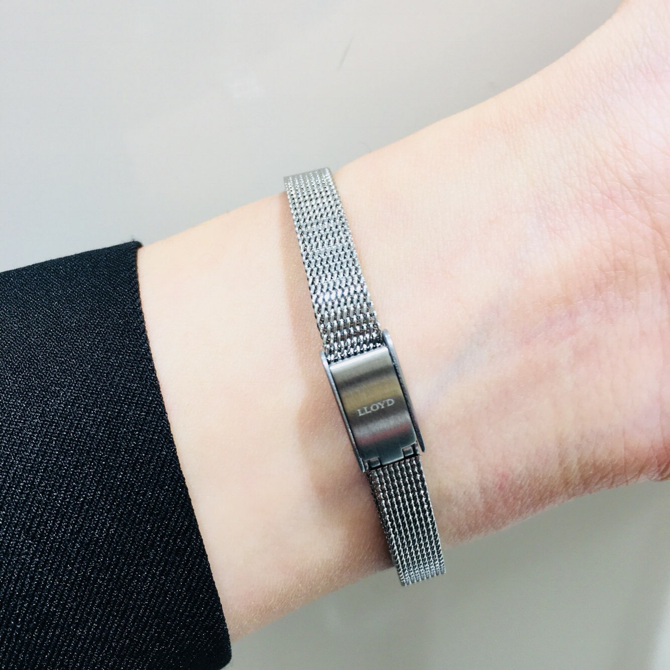 <b><p>Lloyd Pink fwer Mesh band watch LL2G18303IGG</p></b><b><p>ロイド ピンクフラワー メッシュバンド時計LL2G18303IGG 高級感 20代の女性</p></b><br /><br /><p align='center'>