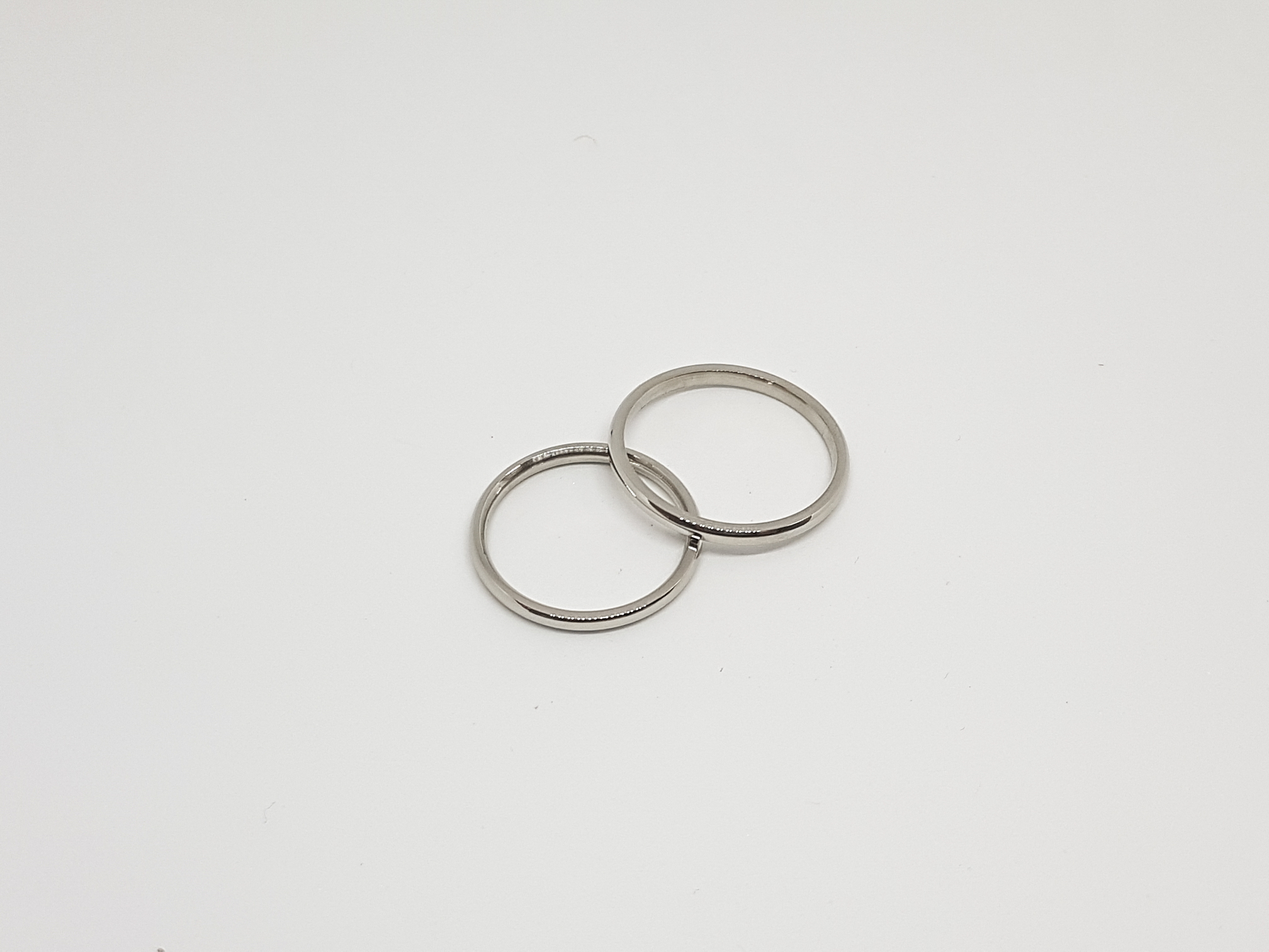 <b><p>Surge Steel Big size ring - 16,20,23, Silver</p></b><b><p>書かれているカールスチール ビッグサイズのリング - 16,20,23号、シルバー</p></b><br /><br /><p align='center'>
