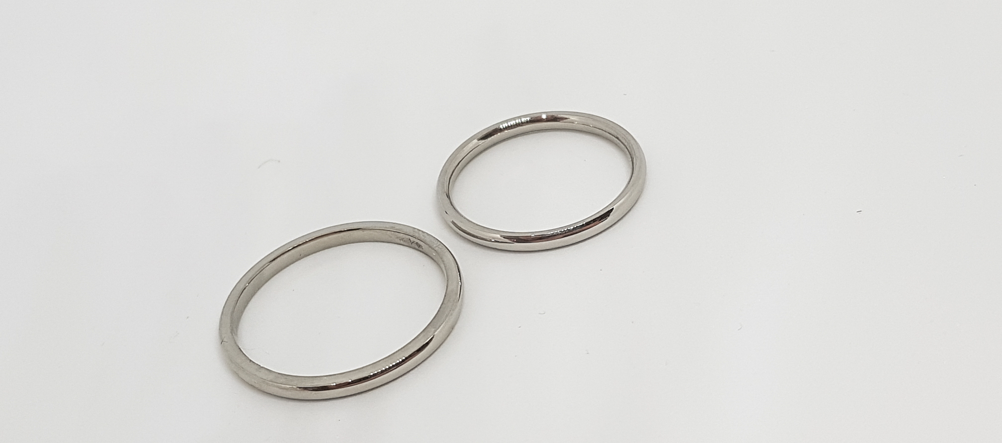 <b><p>Surge Steel Big size ring - 16,20,23, Silver</p></b><b><p>書かれているカールスチール ビッグサイズのリング - 16,20,23号、シルバー</p></b><br /><br /><p align='center'>