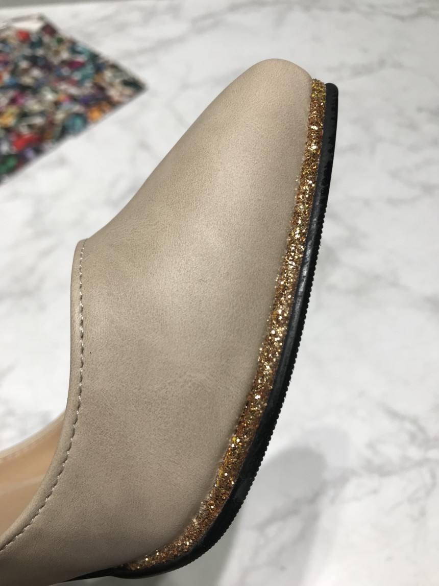 <b><p>Puff Front Stiletto Hl Korean Today's</p></b><b><p>グムポル アプコ スティレットヒール 韓国語 今日のファッション フェミニンな感性ムード</p></b><br /><br /><p align='center'>