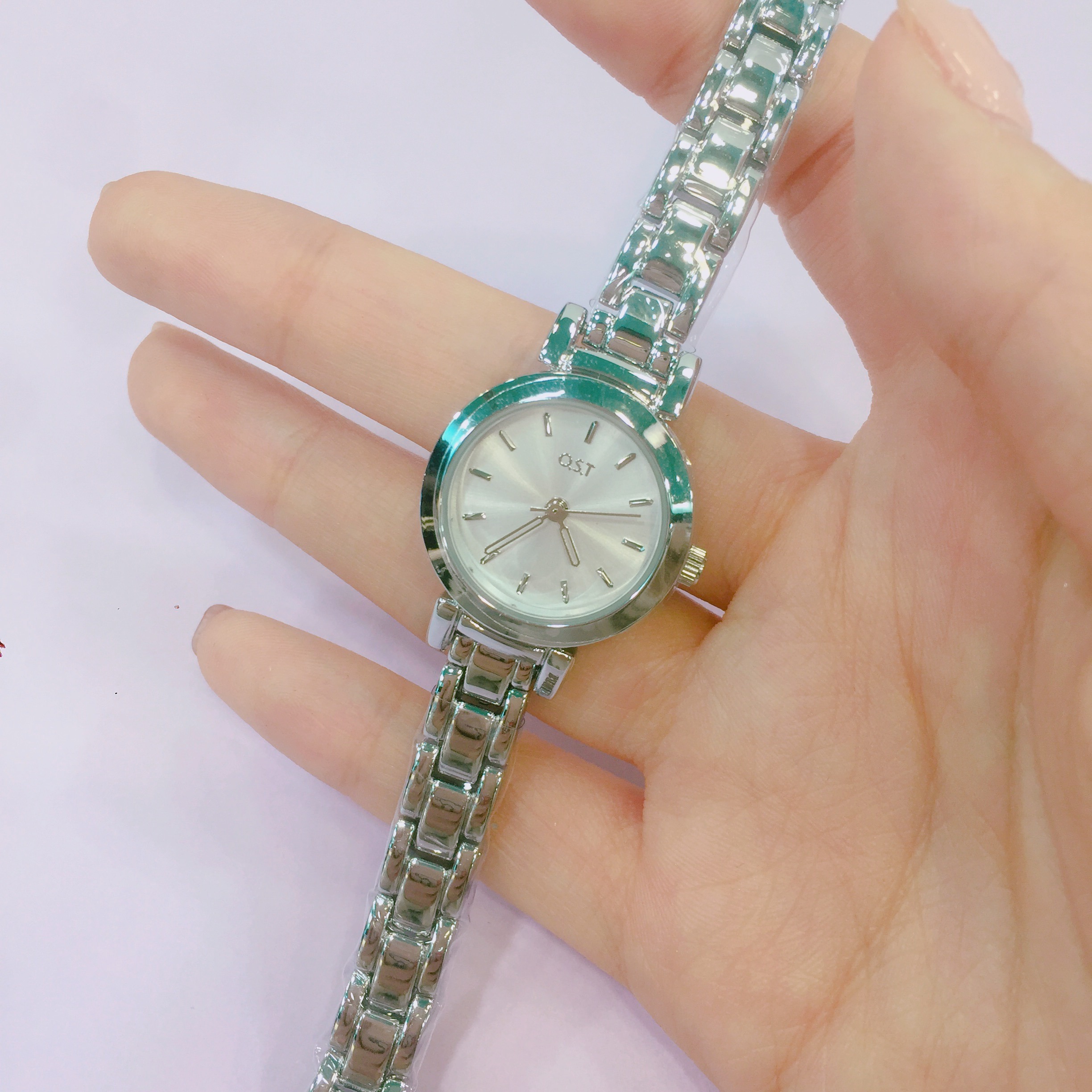 <b><p>OST neat she Metal wch</p></b><b><p>OST すっきりとした 彼女 メタル時計</p></b><br /><br /><p align='center'>