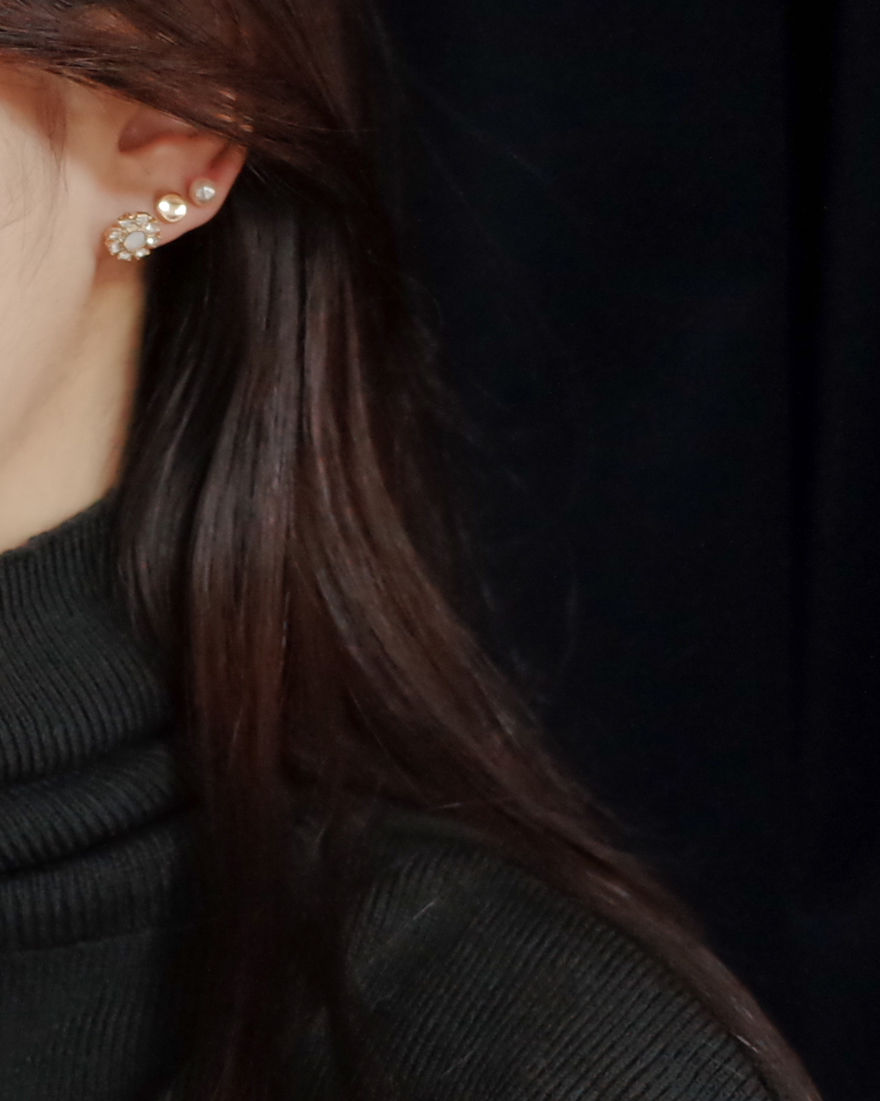 <b><p>White Day Lovely SET Earrings Stylish Unique</p></b><b><p>ホワイトデー ラブリーSETイヤリング スタイリッシュな ユニークなデザイン ベーシッ</p></b><br /><br /><p align='center'>