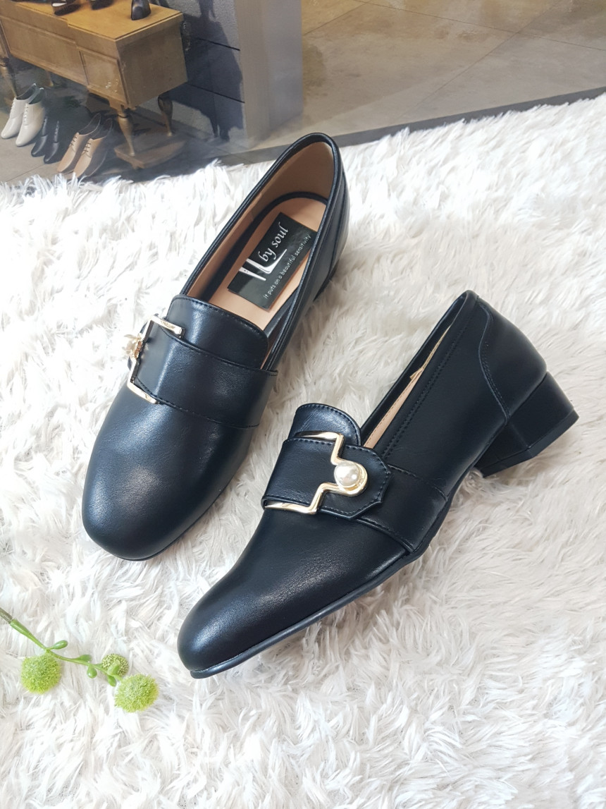 <b><p>Korean Prl gold buckle loafers ma Shoes Midd</p></b><b><p>韓国語 真珠 ゴールド バックル ローファー 女性 靴 ミドルヒ モダン 装飾</p></b><br /><br /><p align='center'>