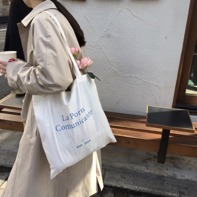 <b><p>La porta la Lettering Eco Bag 4l Robe Gray</p></b><b><p>とポルタla portaレタリングエコバック4colローブグレー 라포르타 에코백</p></b><br /><br /><p align='center'>