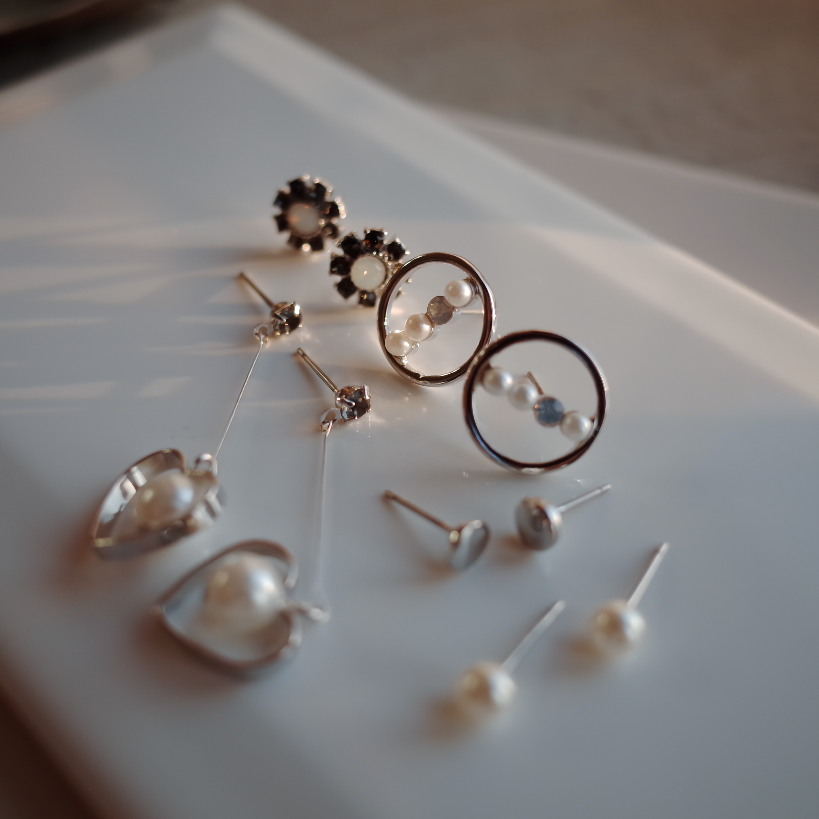 <b><p>White Day Lovely SET Earrings Stylish Unique</p></b><b><p>ホワイトデー ラブリーSETイヤリング スタイリッシュな ユニークなデザイン ベーシッ</p></b><br /><br /><p align='center'>