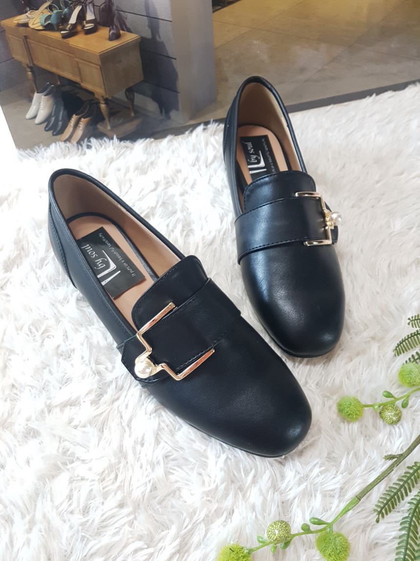 <b><p>Korean Prl gold buckle loafers ma Shoes Midd</p></b><b><p>韓国語 真珠 ゴールド バックル ローファー 女性 靴 ミドルヒ モダン 装飾</p></b><br /><br /><p align='center'>