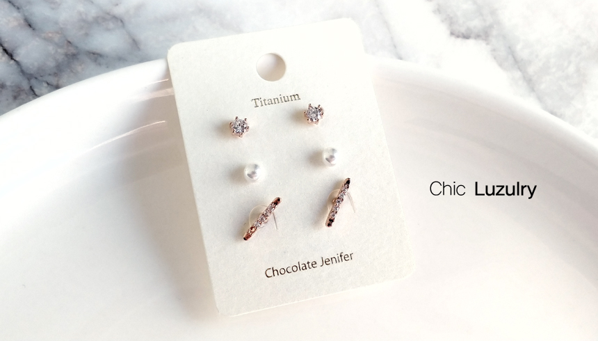 <b><p>Swarovski Cubic ering Fashion set Pel Surgal</p></b><b><p>スワロフスキー キュービック イヤリング ファッションセット 真珠 サージカルスチール</p></b><br /><br /><p align='center'>