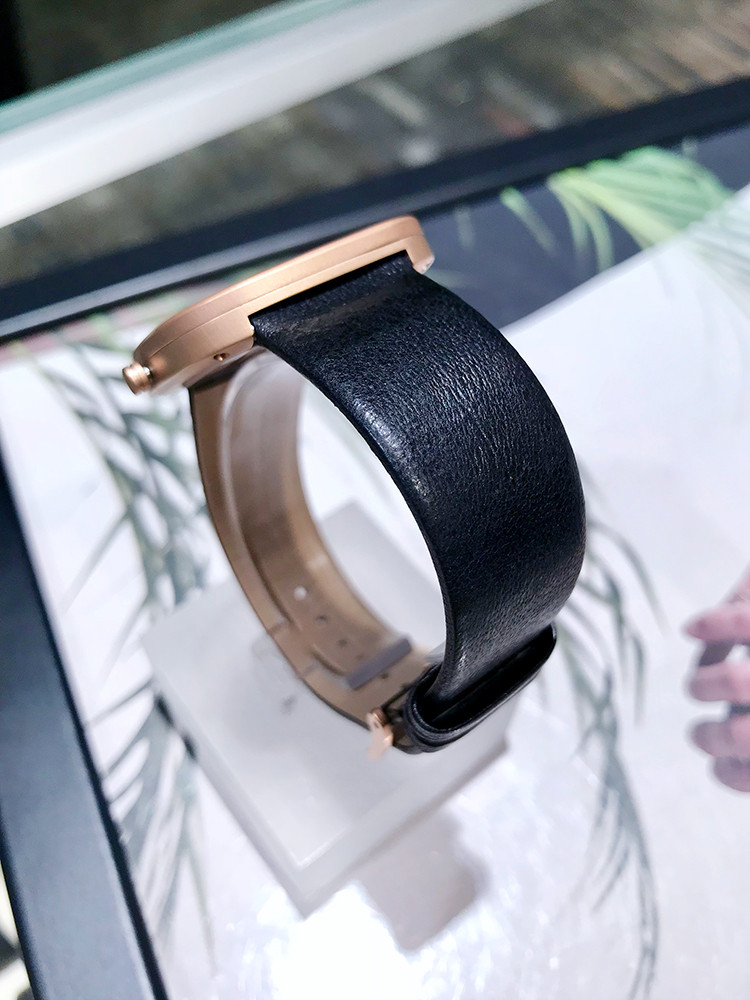 <b><p>CARVEN tidy CV608-RWH R.BK n's Watches</p></b><b><p>カーヴェン 整頓 CV608-RWH R.BK メンズ時計 個性システム セレブが愛する</p></b><br /><br /><p align='center'>