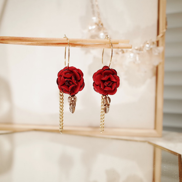 <b><p>A wall wild rose Dp Ring earrs</p></b><b><p>壁 野生 バラ ドロップ リングピアス</p></b><br /><br /><p align='center'>