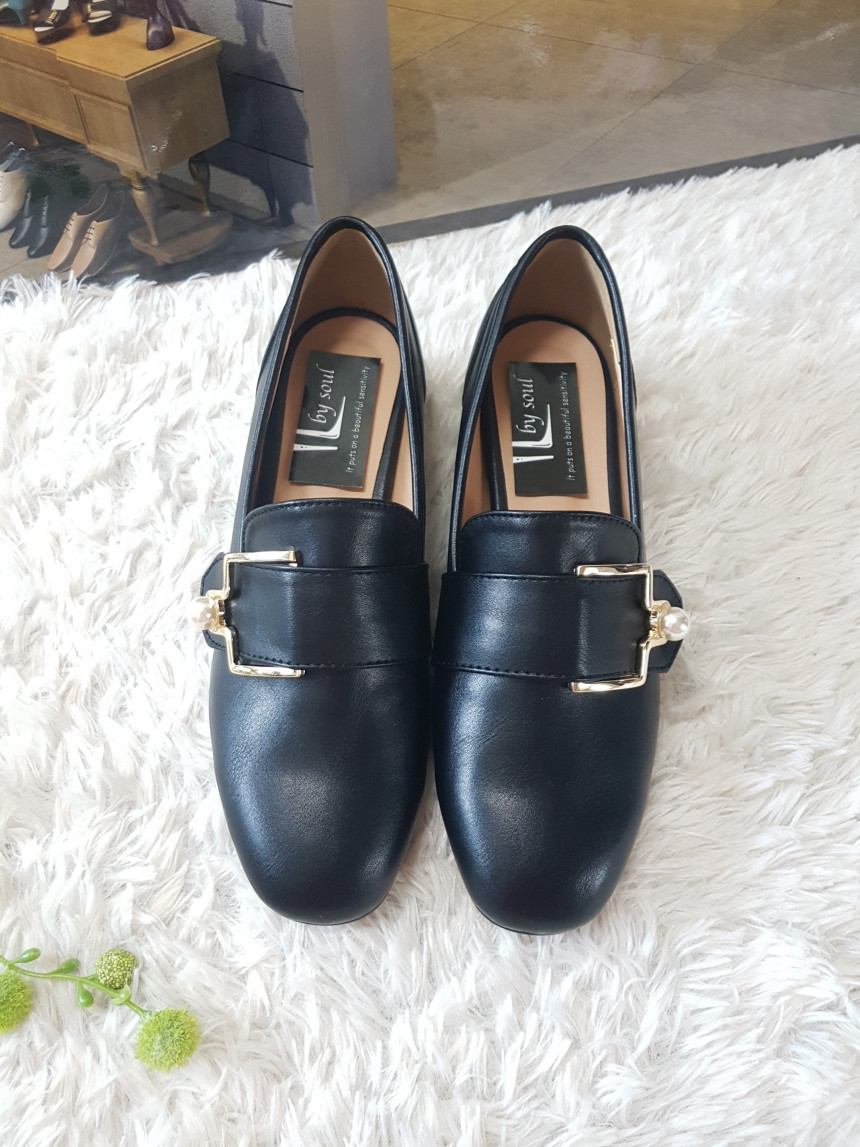 <b><p>Korean Prl gold buckle loafers ma Shoes Midd</p></b><b><p>韓国語 真珠 ゴールド バックル ローファー 女性 靴 ミドルヒ モダン 装飾</p></b><br /><br /><p align='center'>