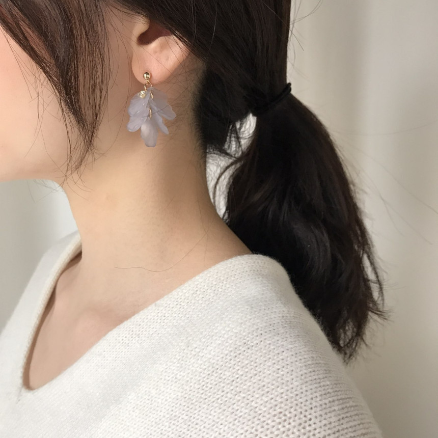 <b><p>Judy no.1 Petaloma Hica arl Drop Erings 5cor</p></b><b><p>ジュディ 第1 花びらホマイカ 真珠 ドロップイヤリング 5色 フリフリピット 女性</p></b><br /><br /><p align='center'>