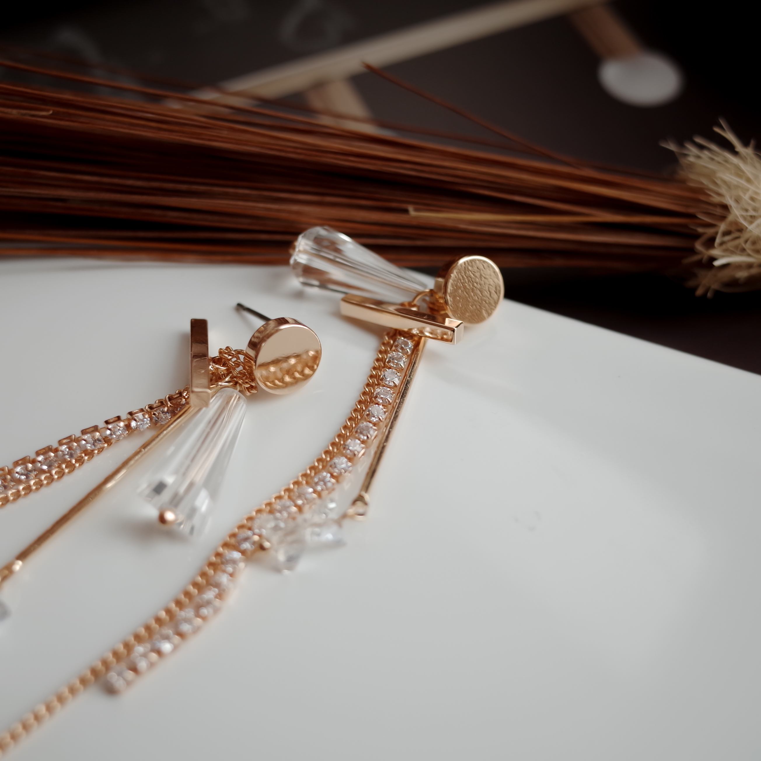 <b><p>Mystery Polygonal glass Jaran Drop Erings</p></b><b><p>神秘的な 多数のグラス ジュルランドロップイヤリング スタイリッシュな ユニークなデザイン</p></b><br /><br /><p align='center'>