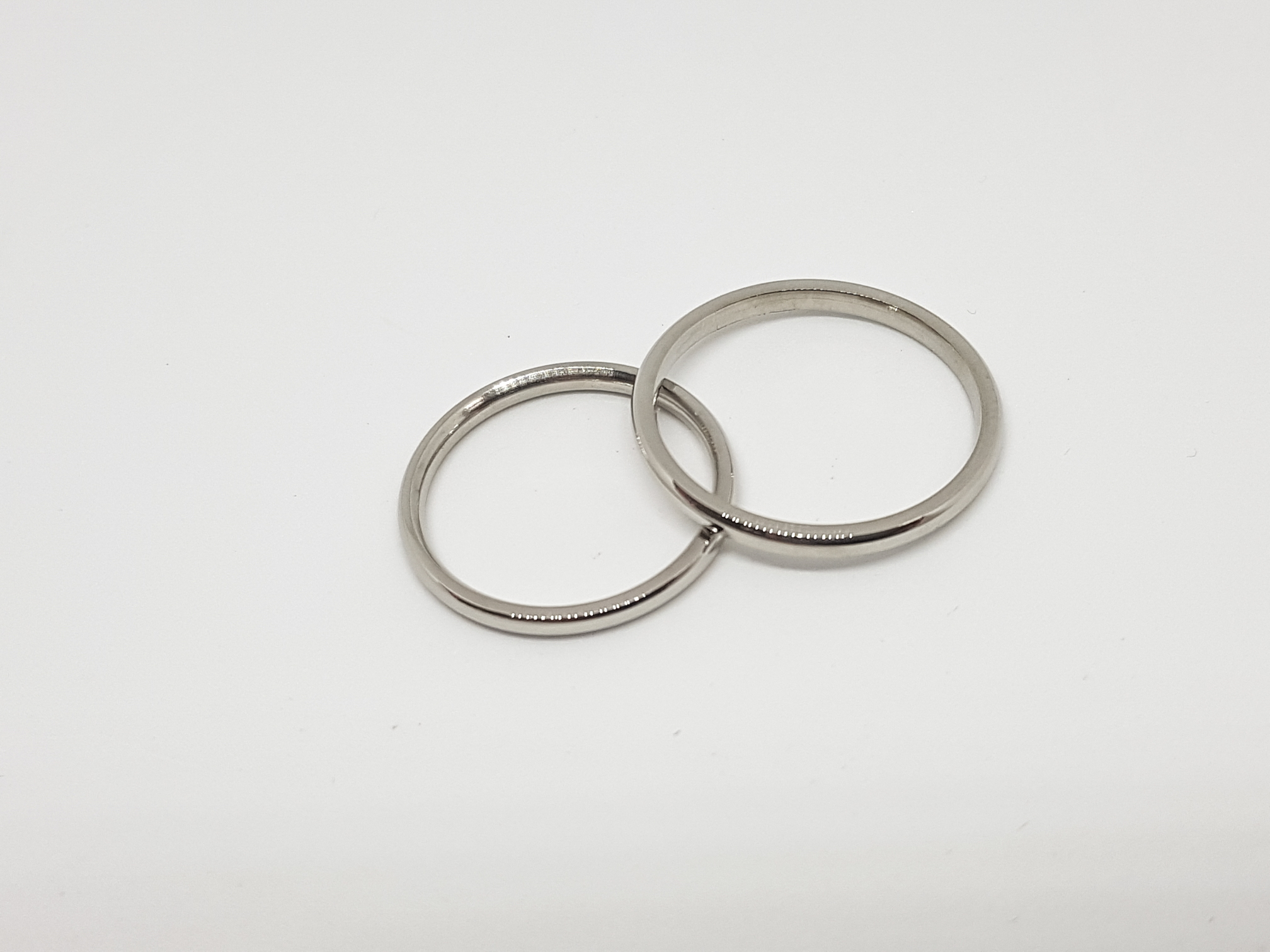 <b><p>Surge Steel Big size ring - 16,20,23, Silver</p></b><b><p>書かれているカールスチール ビッグサイズのリング - 16,20,23号、シルバー</p></b><br /><br /><p align='center'>
