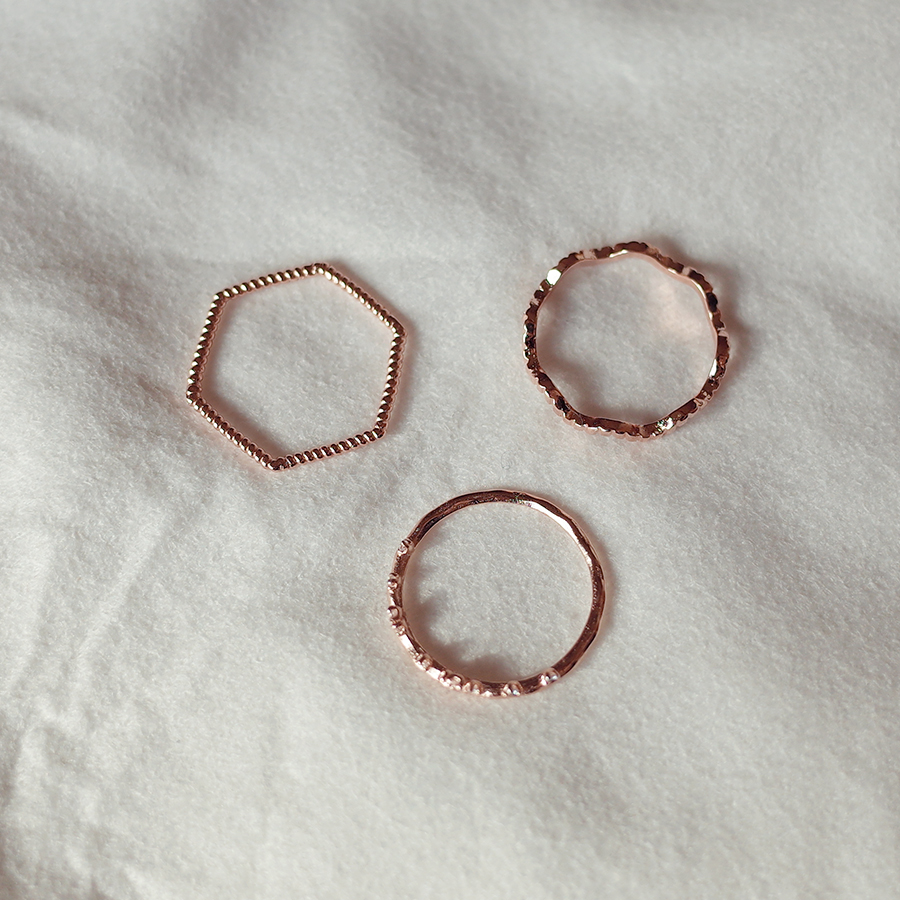 <b><p>Mourning silver 92.5 Hexagon Rose Gold Lay</p></b><b><p>無排 シルバー 92.5 六角 ローズゴールド リング 重ね着 ねじれ</p></b><br /><br /><p align='center'>