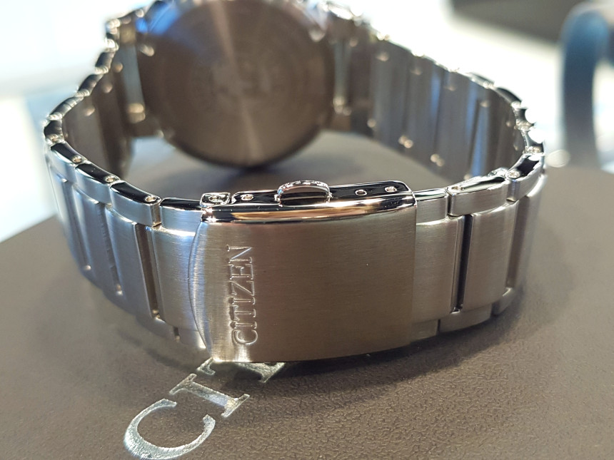 <b><p>Citizen Gallery Auck Eco Drive AT2400-81E</p></b><b><p>シチズン ギャラリーオクロック エコ ドライブ AT2400-81E 生気溌剌と</p></b><br /><br /><p align='center'>