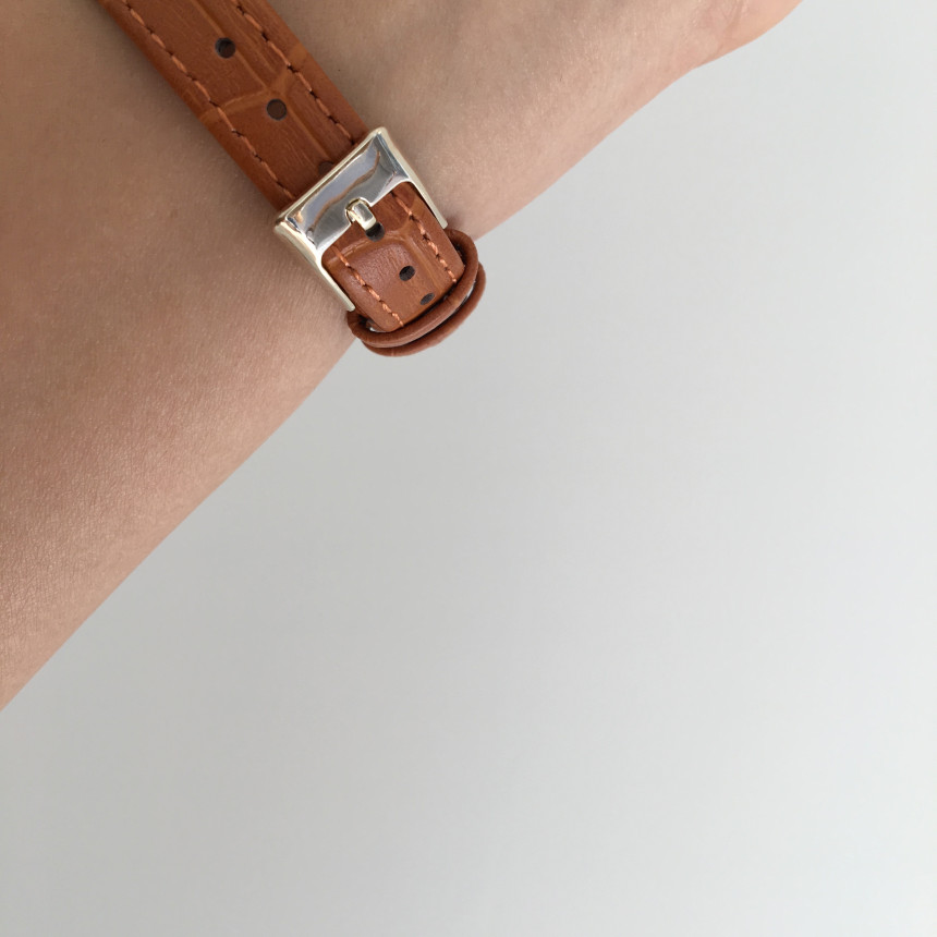 <b><p>Vintage Wrist Watch Easy gift real Mable</p></b><b><p>ヴィンテージ腕時計 簡単ギフト リアル あちこちマッチ可能 ユニークな 洗練された</p></b><br /><br /><p align='center'>