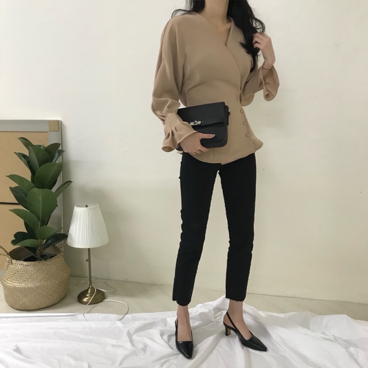 <b><p>Merit Bag 3color Fmulation Market 20s Women</p></b><b><p>メリットバック3color製剤マーケット20代の女性四季カジュアルスーツバッグデイリーコーディネート</p></b><br /><br /><p align='center'>