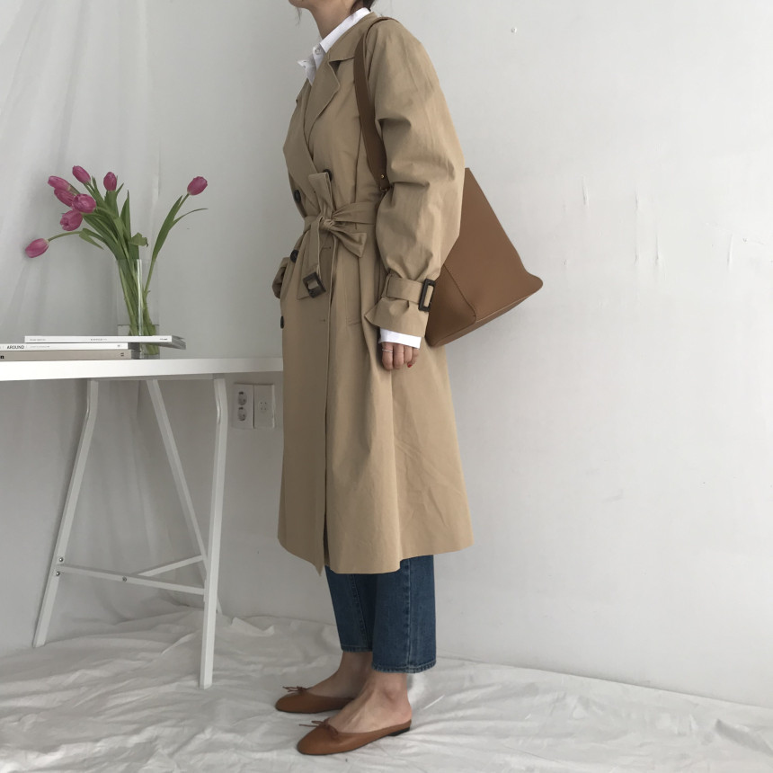 <b><p>Gold ring shouer bag practical Simple wp</p></b><b><p>ゴールドリングショルダーバッグ実用性の良いバッグシンプルショーポベクデイリーコーディネートしやすいモ</p></b><br /><br /><p align='center'>