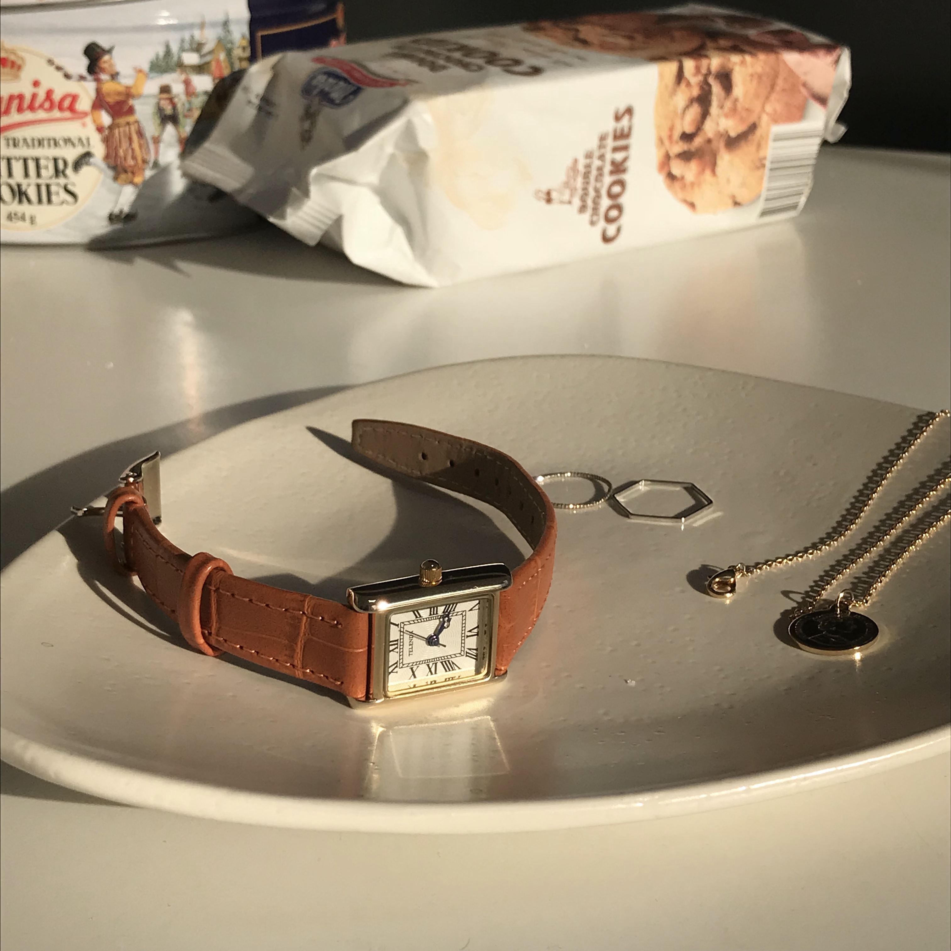 <b><p>normal square clock Casu won Women in their</p></b><b><p>ノーマル 正方形 時計 カジュアルな女の子 30代の女性 ゴクォル アンティーククラシック</p></b><br /><br /><p align='center'>