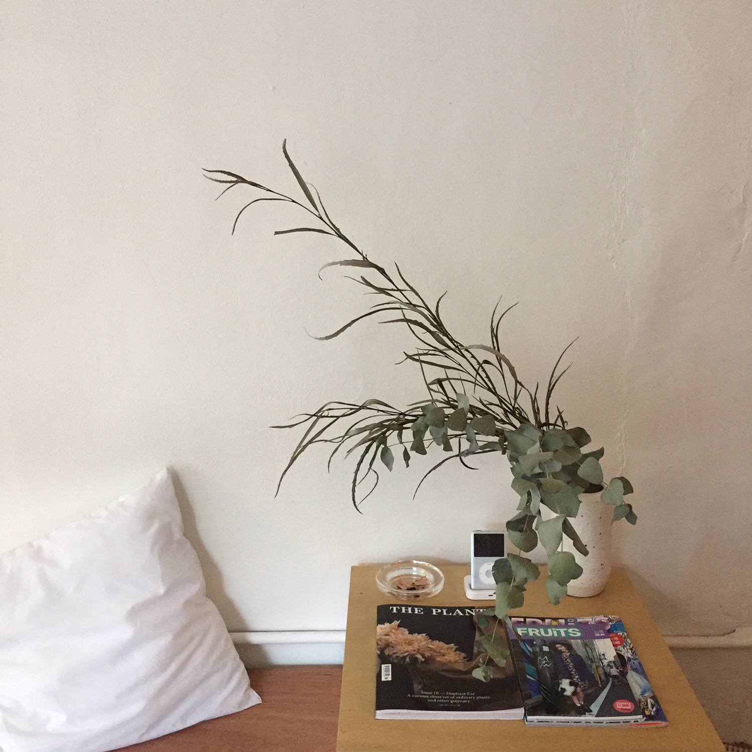 <b><p>La porta la Lettering Eco Bag 4l Robe Gray</p></b><b><p>とポルタla portaレタリングエコバック4colローブグレー 라포르타 에코백</p></b><br /><br /><p align='center'>