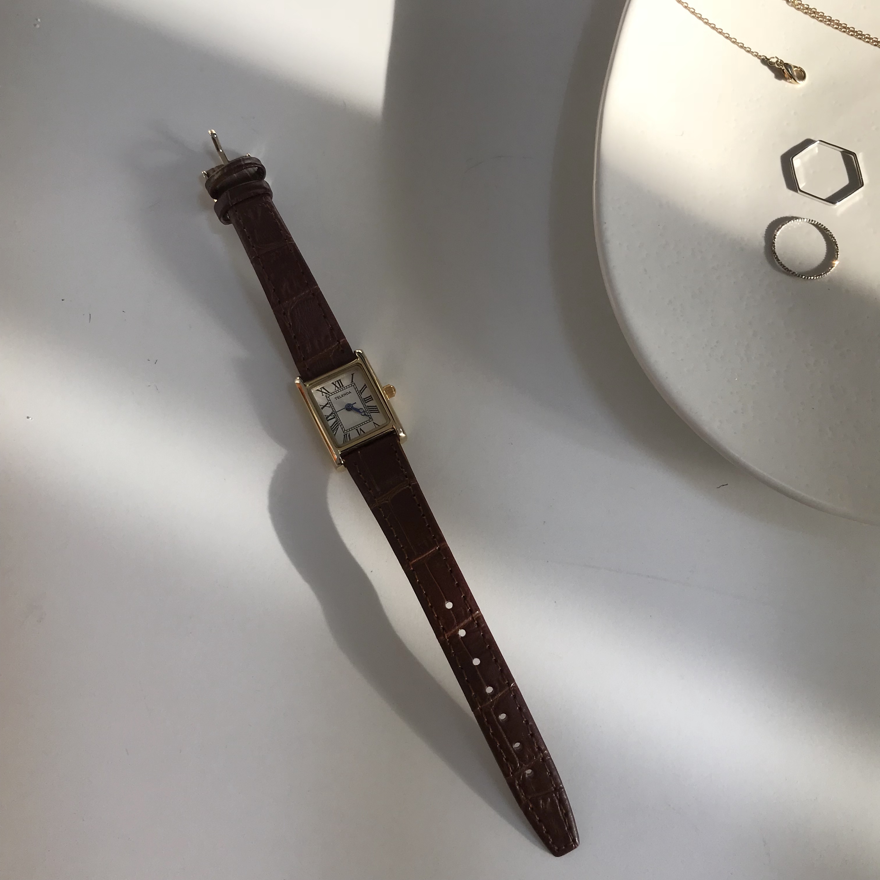 <b><p>normal square clock Casu won Women in their</p></b><b><p>ノーマル 正方形 時計 カジュアルな女の子 30代の女性 ゴクォル アンティーククラシック</p></b><br /><br /><p align='center'>